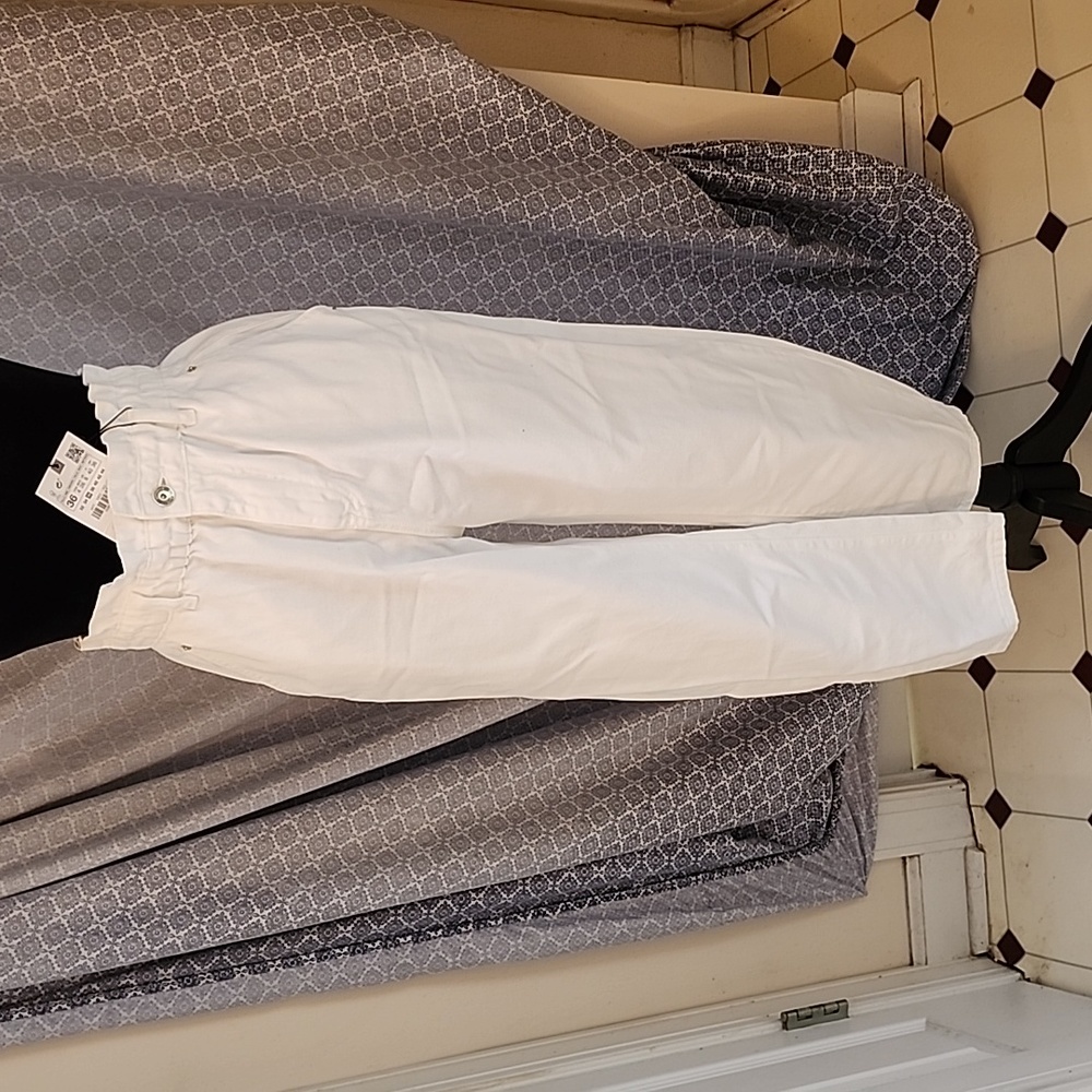 Zara Jeans